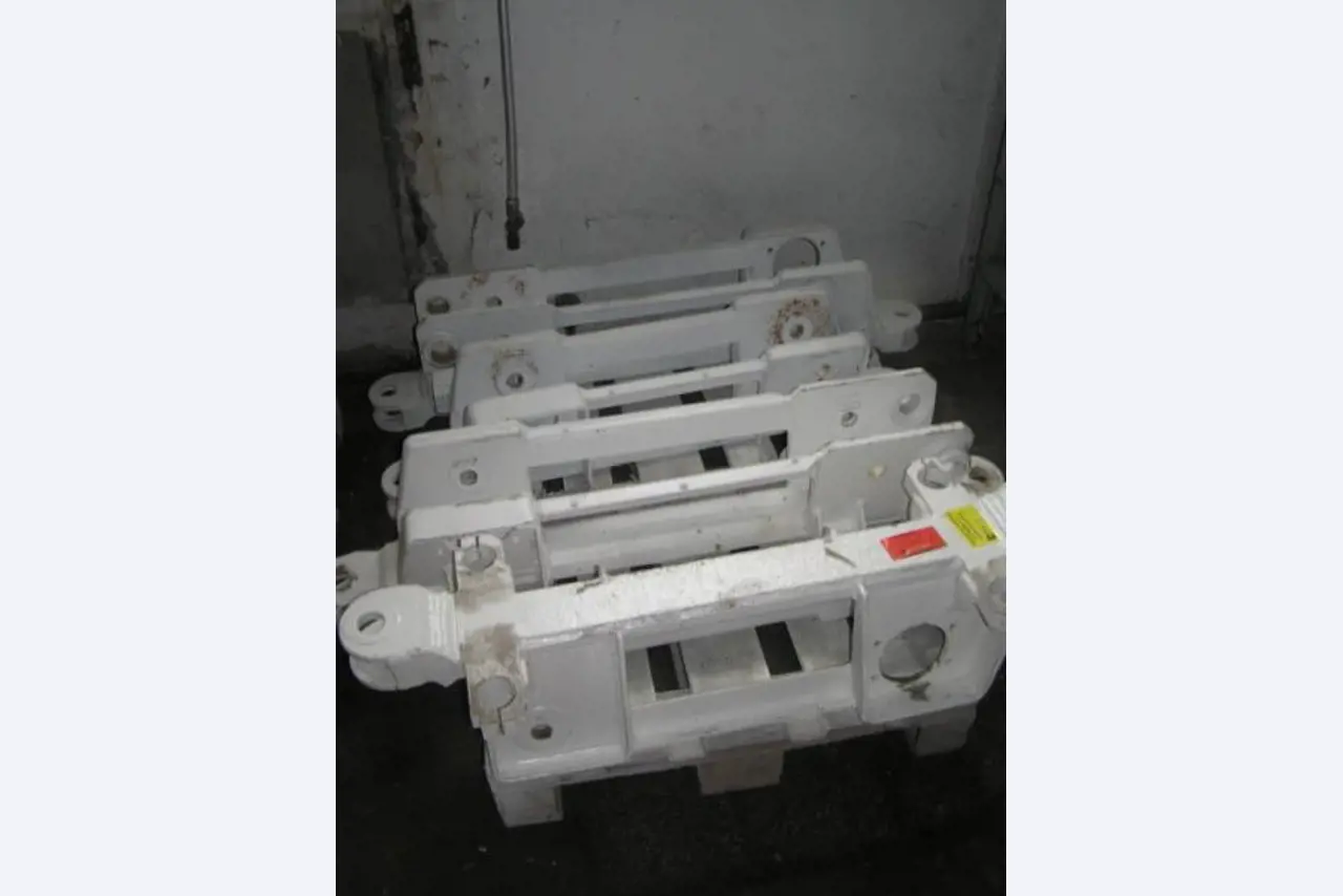 Stavus Technologie, s.r.o / DCT interier s.r.o.
-4